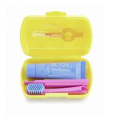 Curaprox Be You Travel Set, Σετ Ταξιδιού Στοματικής Υγιεινής Κίτρινο 1τεμ
