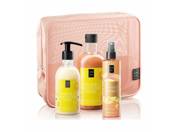 Lavish Care Freshly Squeezed Bliss Body Care Bag Gift Set Περιποίησης Σώματος με Freshly Squeezed Bliss Shower Gel Αφρόλουτρο, 500ml, Body Lotion Κρέμα Σώματος, 300ml, Mango Sorbet Mist, 200ml & Δώρο Νεσεσέρ, 1τεμ, 1σετ